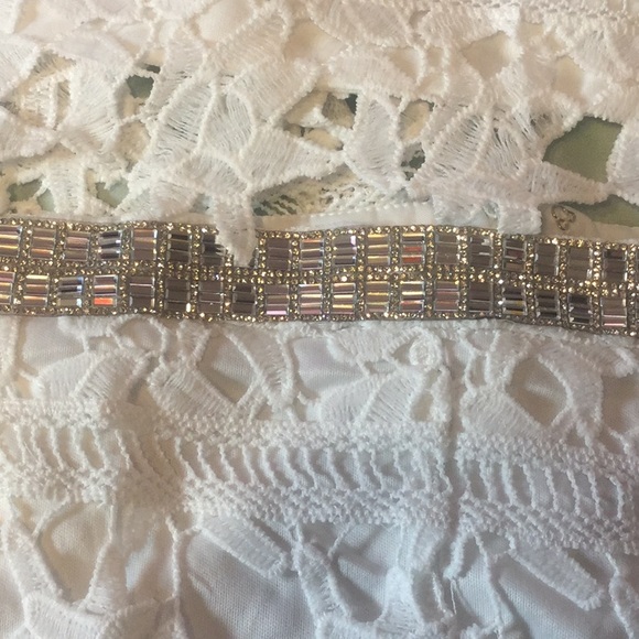 ❌DONATED❌White Crochet 2 Piece Sparkle Gem Detail Skirt Set - Picture 10 of 17